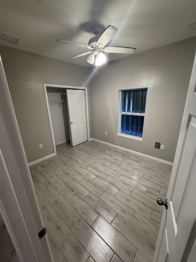 Photo - 402 Ne-24 Pl