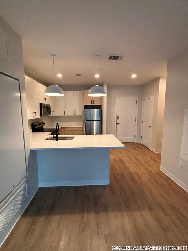 289 Walk Hill St Unit 325