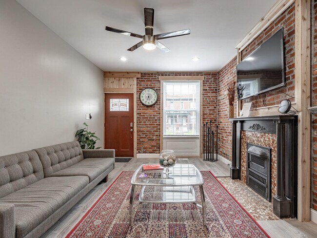 Photo - 3851-3853 McRee Ave