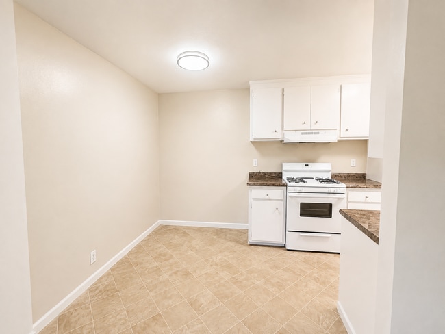 Photo - Fremont 1 bedroom is in central location near everything