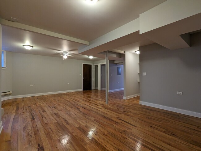 Photo - 1126 W Oakdale Ave Unit 1117-GDNS