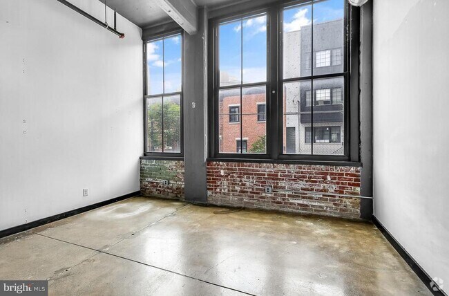 Building Photo - 1701 Tulip St Unit 103 Rental