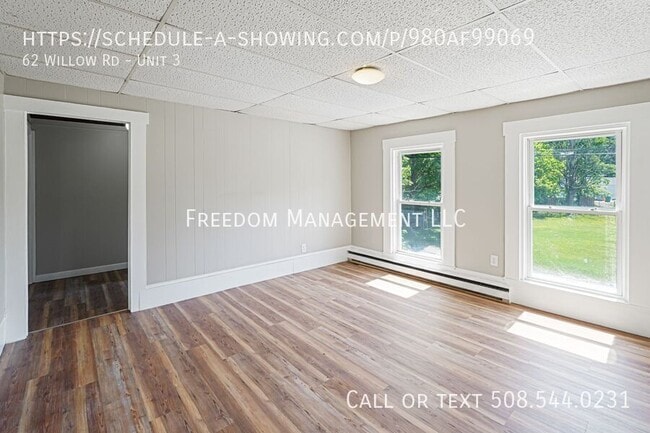 Building Photo - 62 Willow Rd Unit 3