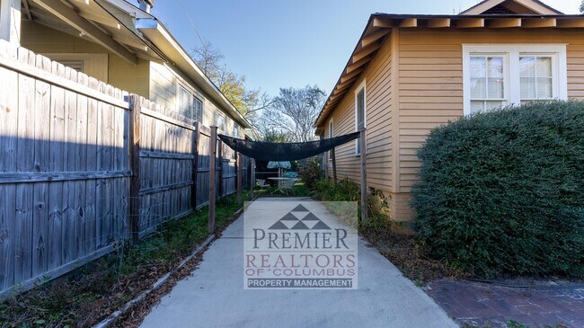 Photo - 1554 15th Ave