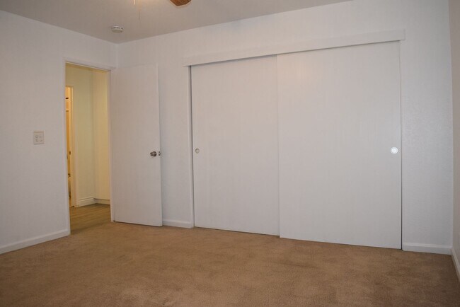 Photo - 2586 S Whitney Blvd