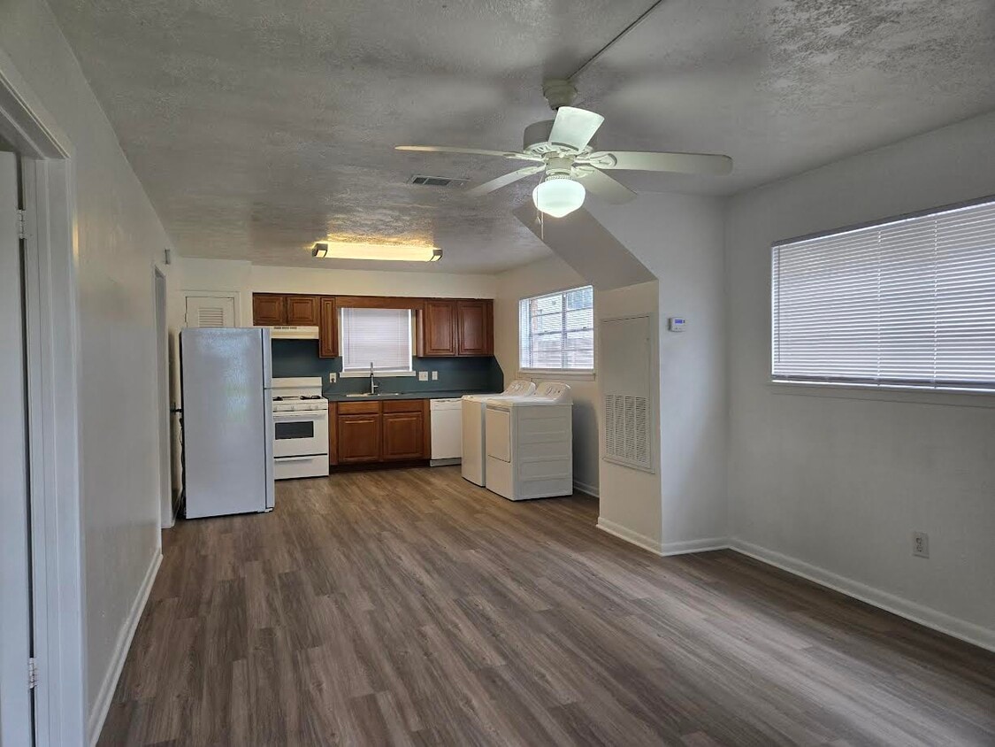 Photo - 202 Spruce St (College Station, TX)