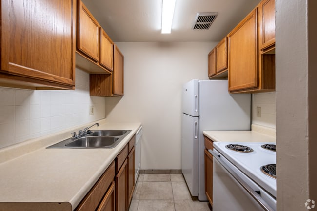 Photo - 2811 Parkman Rd NW Unit 1931 Southern Blvd NW Apt