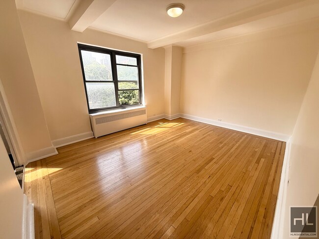 SECOND AVENUE - SECOND AVENUE Apartment Unit 3B