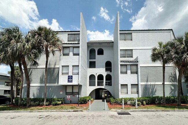 Building Photo - 1900 N Congress Ave Unit 105