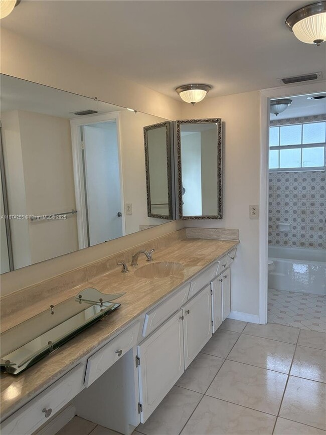 Photo - 4140 NW 44th Ave Unit 411