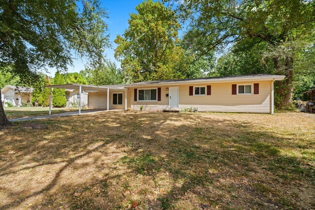 442 S Monte Vista Ave