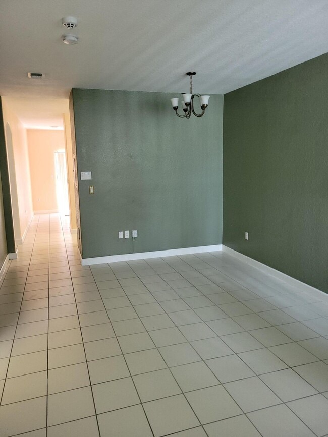 Photo - 2711 SE 16th Ave Unit 102