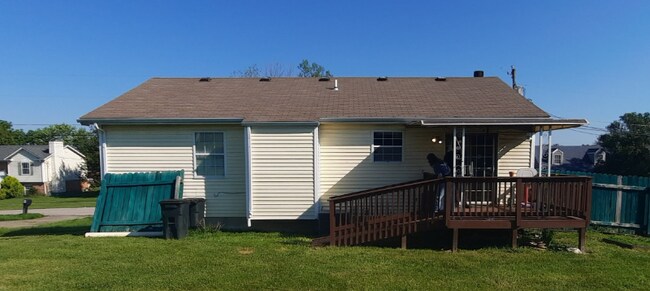 Photo - 120 Monroe St