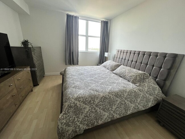 Photo - 2475 Brickell Ave Unit 1509
