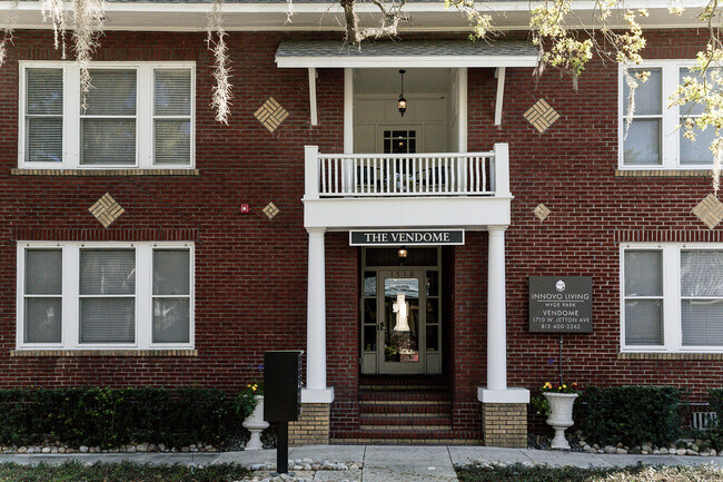 Building Photo - The Vendome Rental