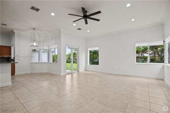 Building Photo - 9663 SW 122nd St Rental