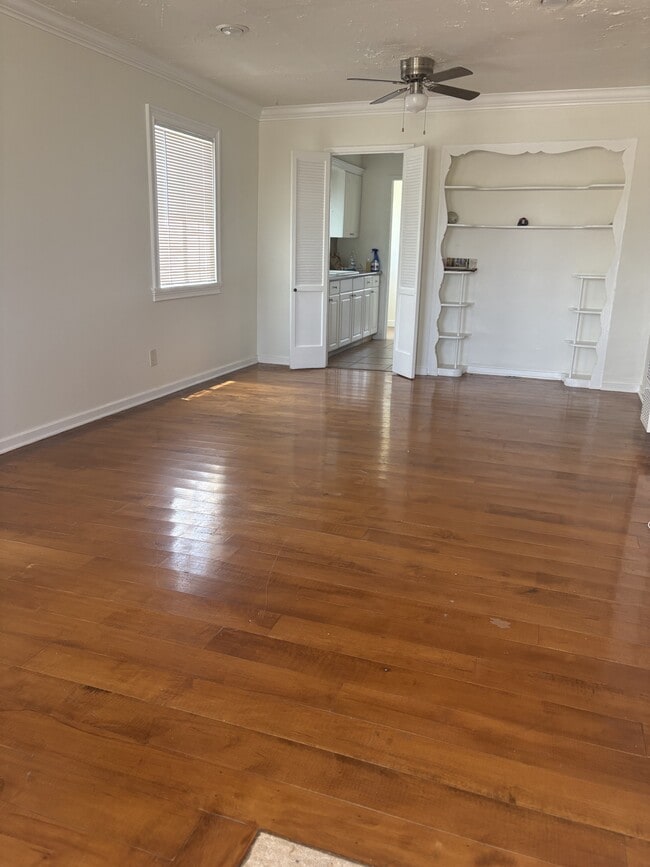Building Photo - 6731 5th Ave Rental