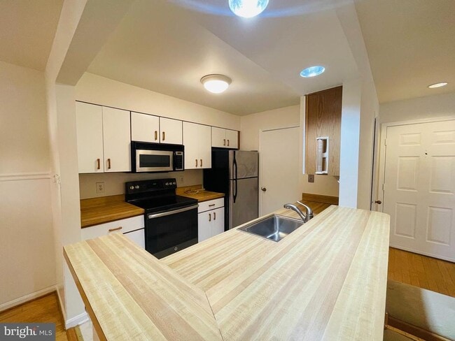 Photo - 7715 Lafayette Forest Dr Unidad 101