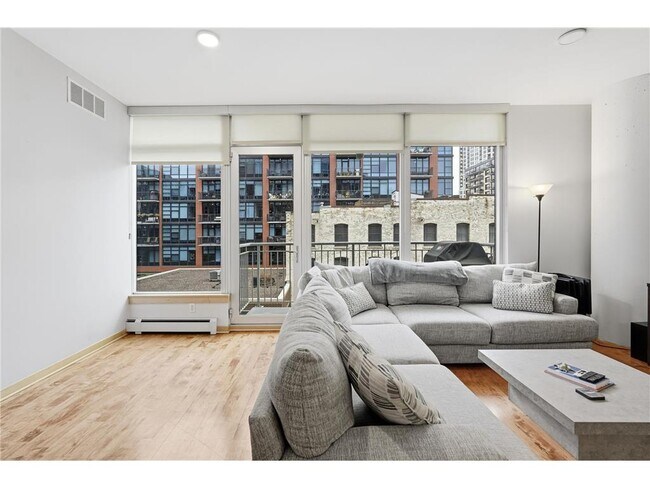 Photo - 215 10th Ave S Unidad 333