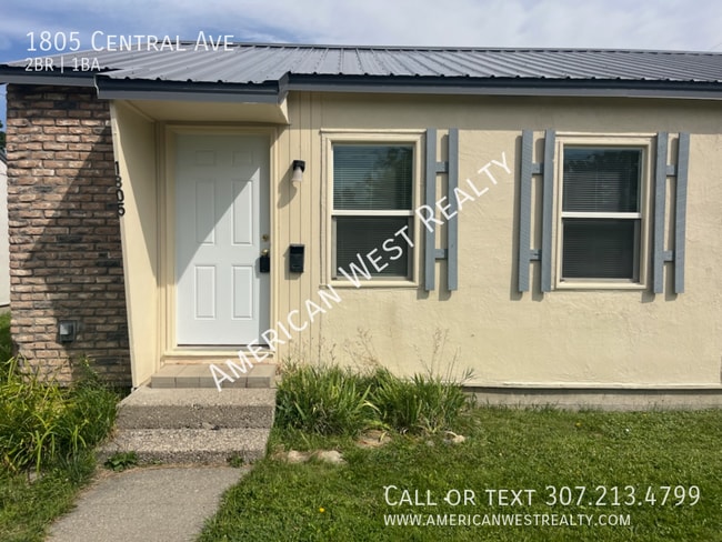 Building Photo - 1805 Central Ave