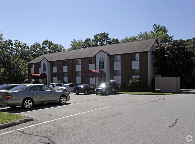 Evergreen Preserve Apartments For Rent in Lowell, MA | ForRent.com