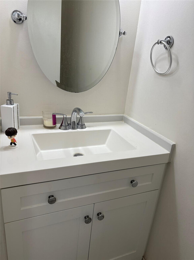 Photo - 2831 Pierce St Unidad 100