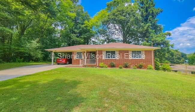 Building Photo - Serene retreat in the heart of Dalton! Rental