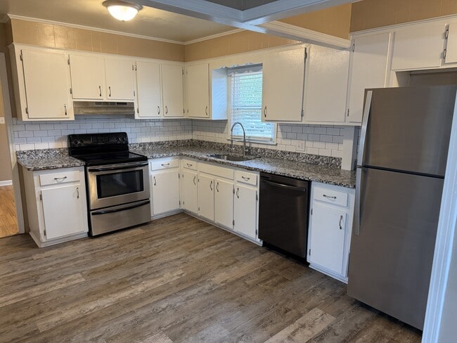 Photo - 119 Buckboard Dr