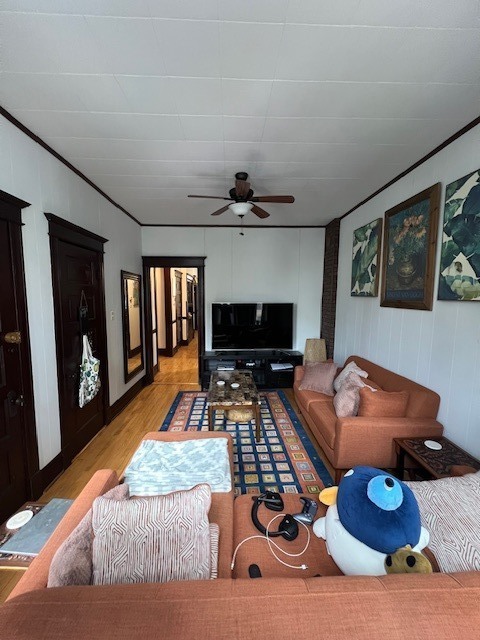 Photo - 1909 S May St Unidad 1