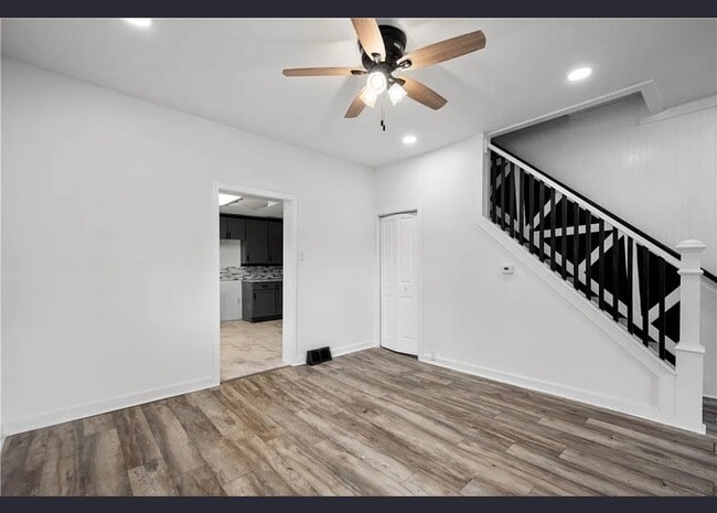 Photo - 143 Chalfont St