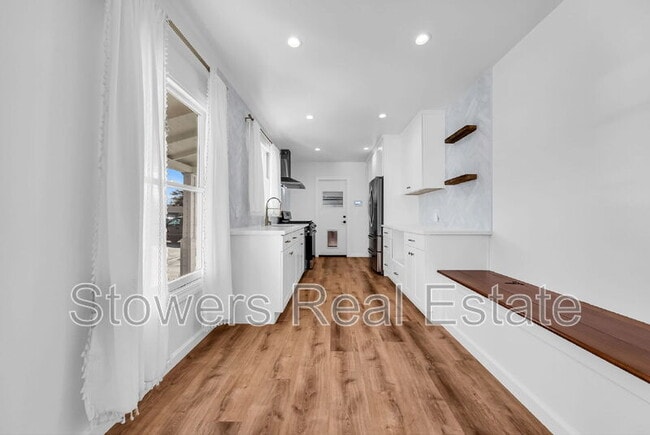 Photo - 21747 Orange Ave