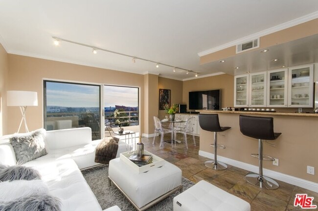 Photo - 1131 Alta Loma Rd Unit 403