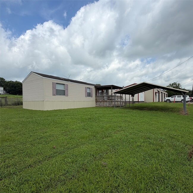 Building Photo - 999 FM 1774