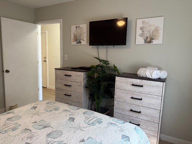 Photo - 1890 Colony Dr Unidad 16-I