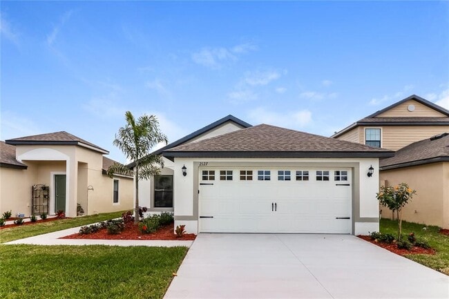 Building Photo - 2127 Peyto Wy