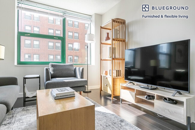 Photo - 77 W Huron St Unit FL5-ID1269