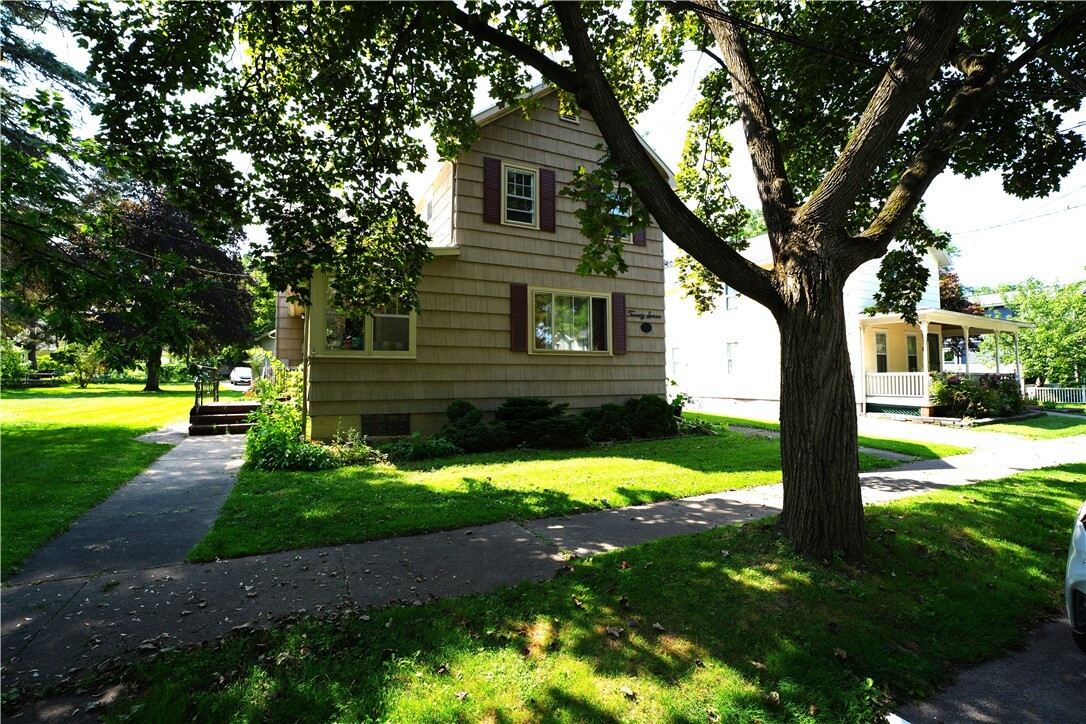 Photo - 27 Boughton Ave