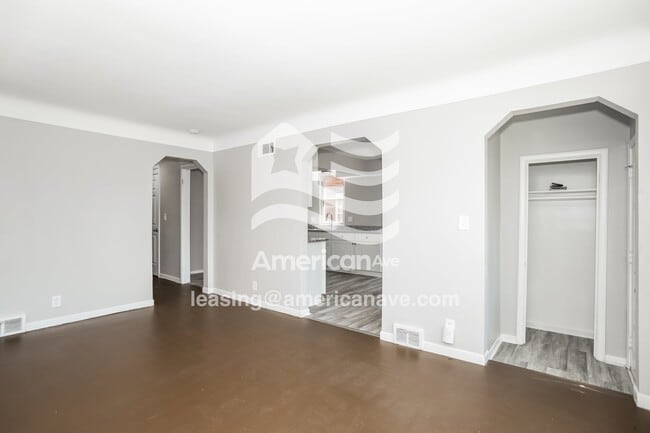 Photo - 16246 Fairfield St