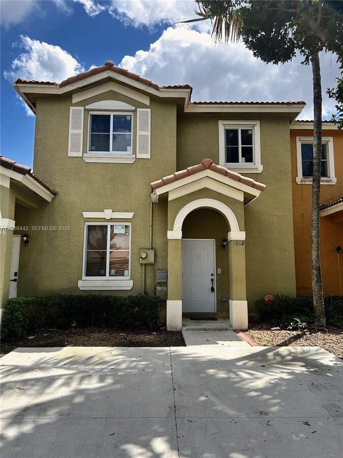 Photo - 1552 SW 2nd St