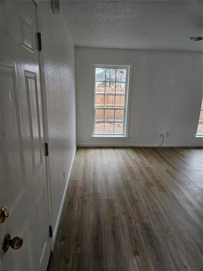 Photo - 8220 NW 10th St