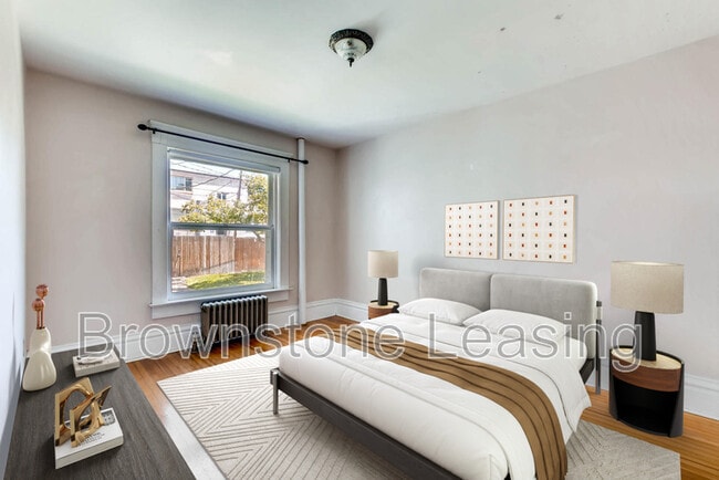 Photo - 1126 Emerson St