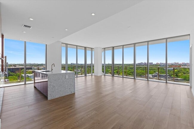 2678 Tigertail Ave Unit 1001