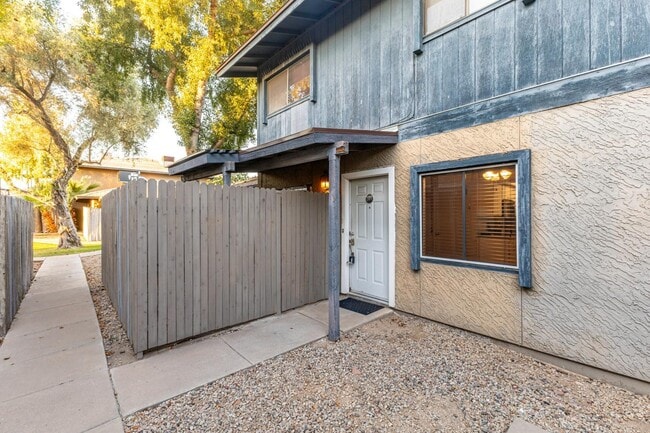 Photo - 286 W Palomino Dr Unit 107