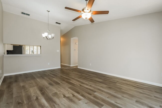 Photo - 1717 Cinnabar Ct