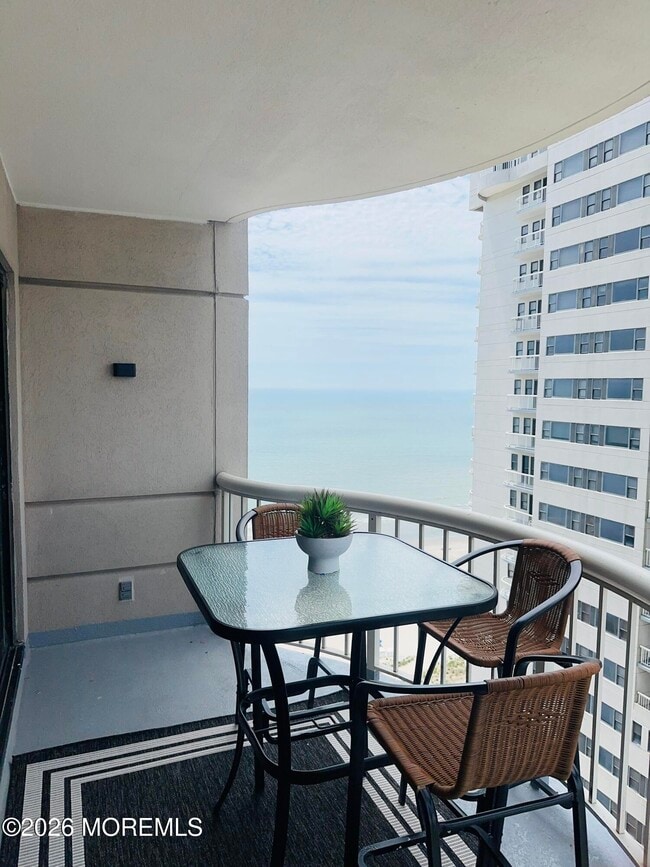 Building Photo - 3101 Boardwalk Unit 2802-A