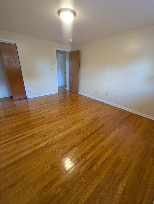 Photo - 101 Webb St Unit 4