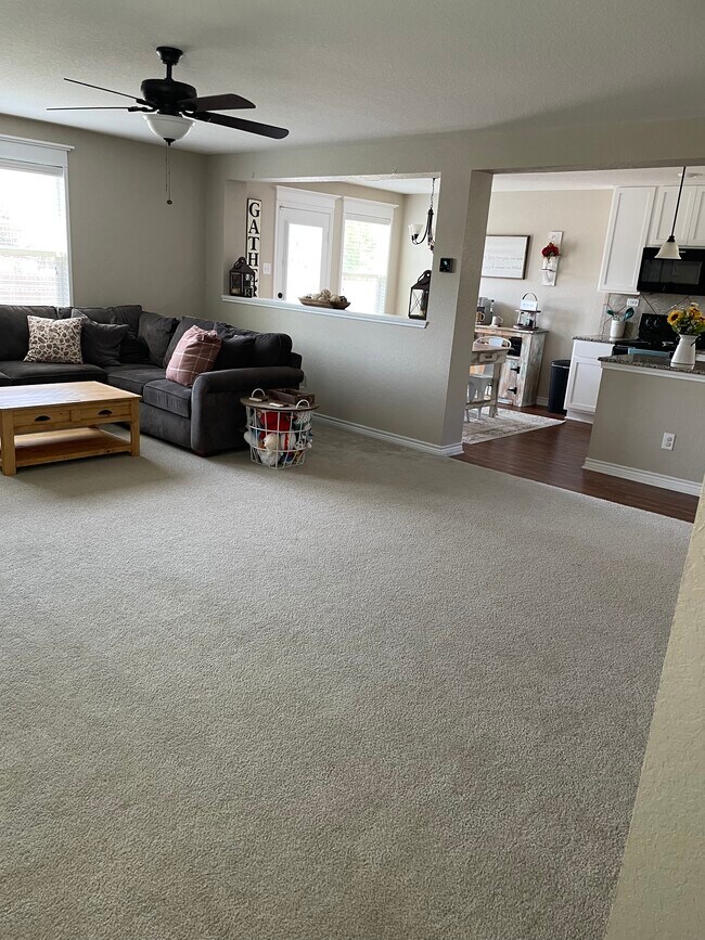 Photo - 9619 Pleasanton Blf