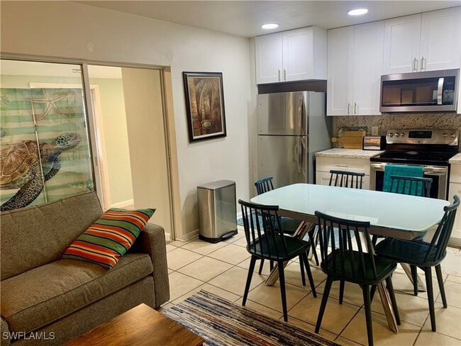 Building Photo - 5795 Genesee Pkwy Unit 3