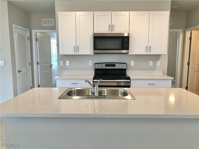 Building Photo - 18541 Cronin Sand Ln Rental
