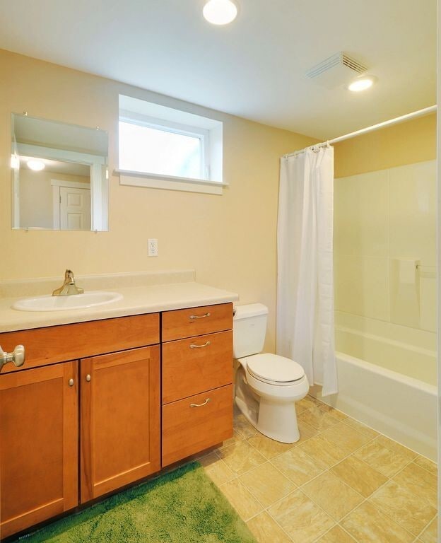 Photo - Remodeled Wedgewood Home!